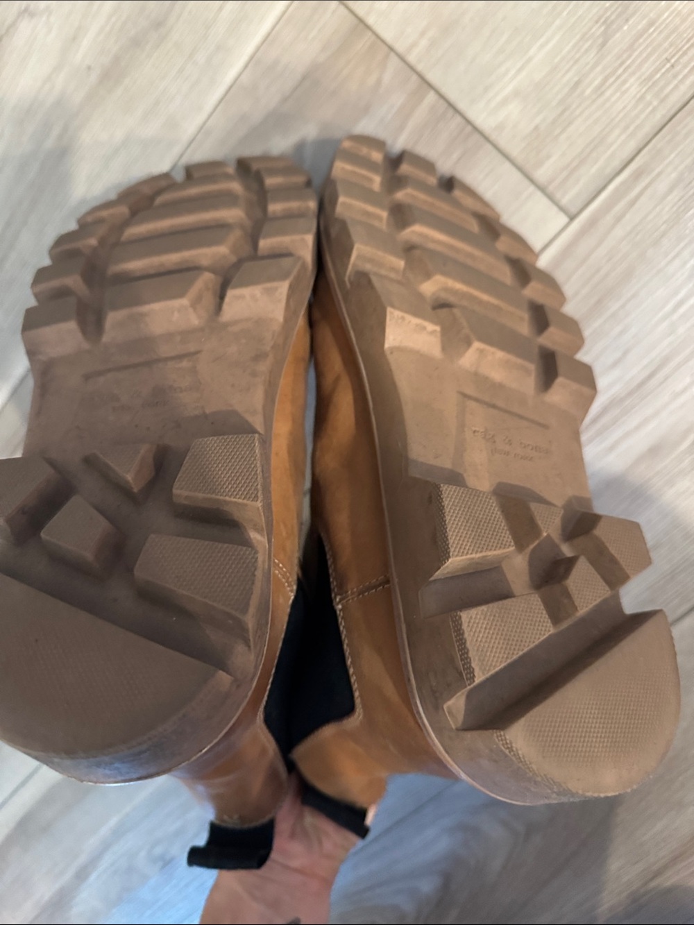 Rag & Bone Chelsea Boots - Picture 5 of 6